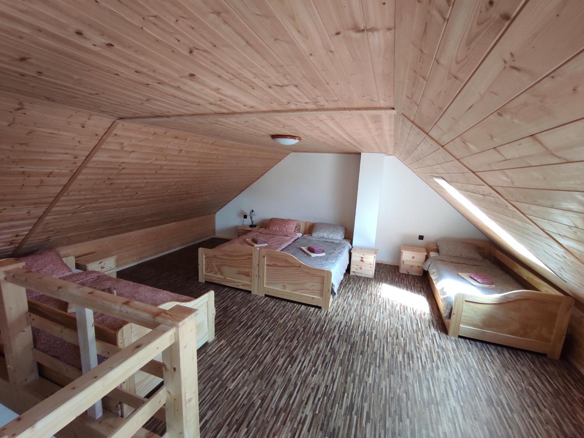 Appartamento Statek Tomandlov Driten Esterno foto