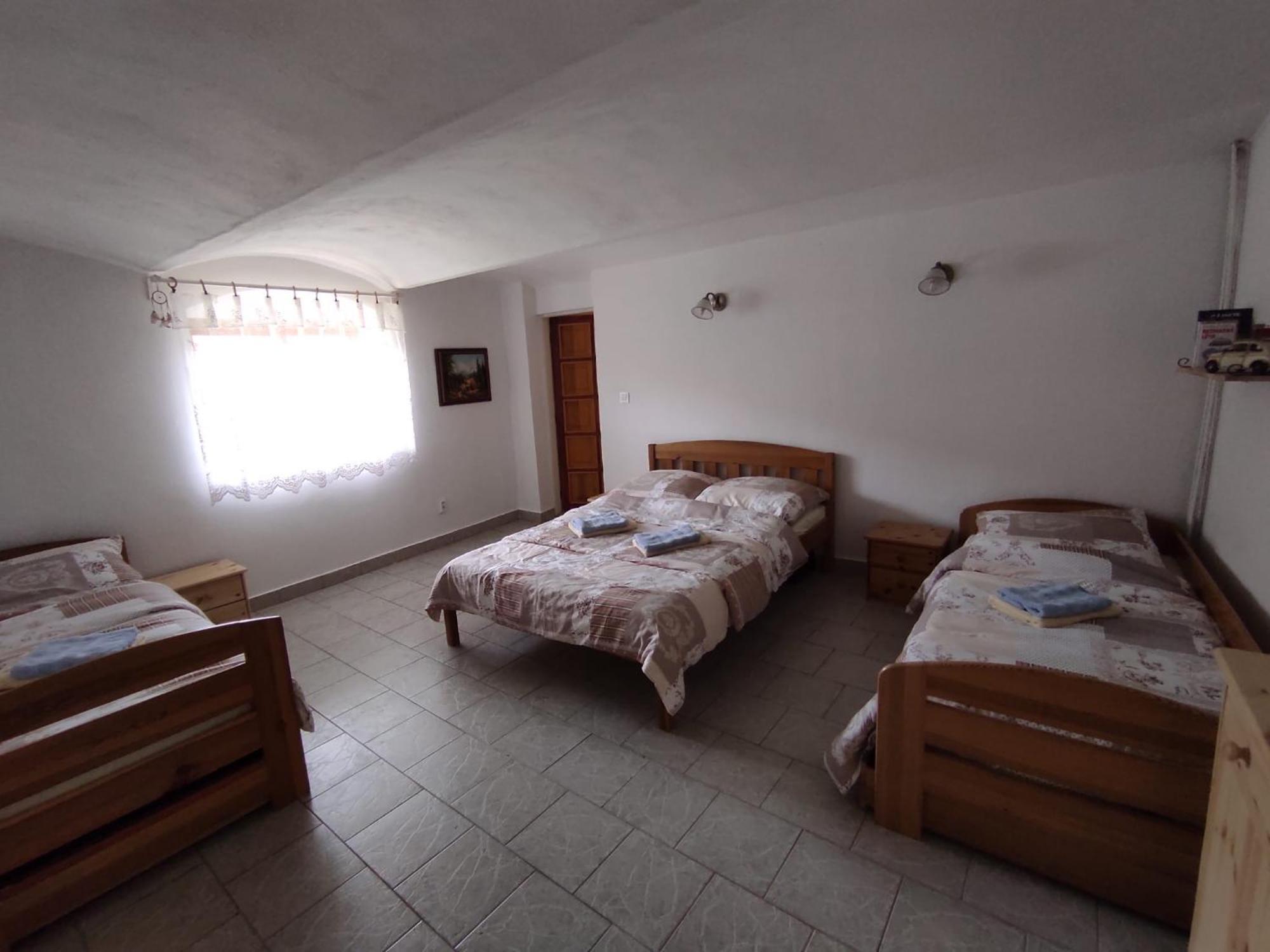 Appartamento Statek Tomandlov Driten Esterno foto
